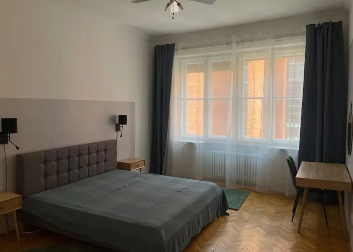 3 Bedroom By The Parliament