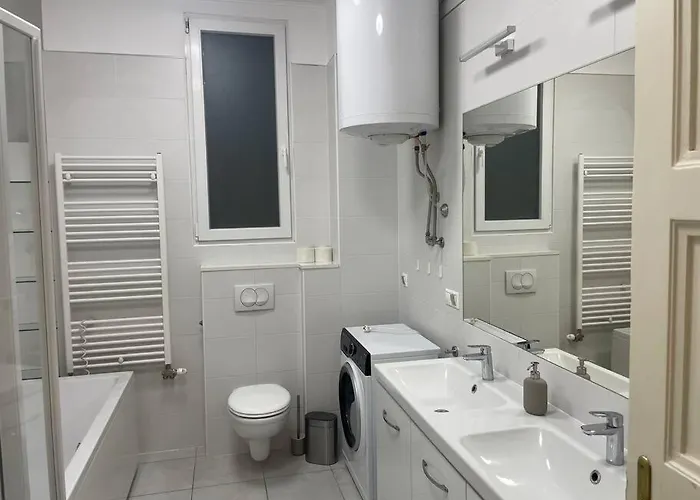 3 Bedroom By The Parliament Budapešť