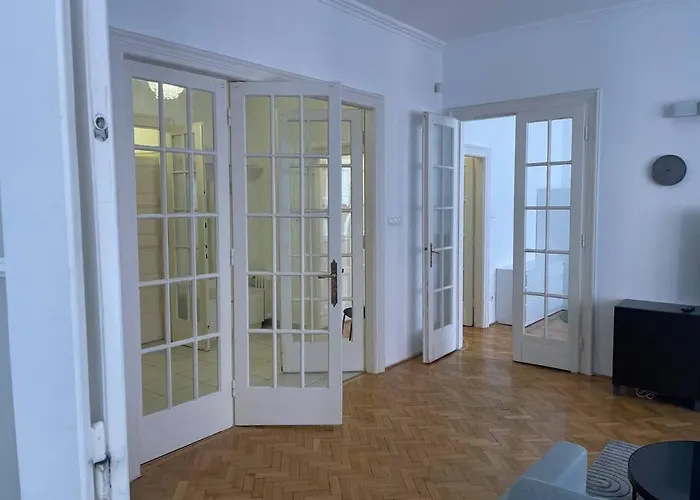 3 Bedroom By The Parliament * Budapeszt